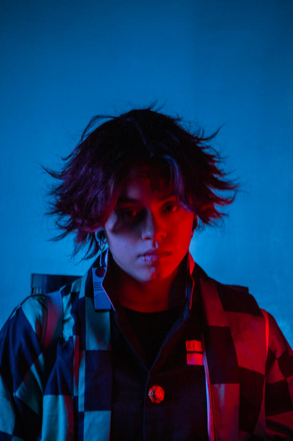 K5A0529 - Blue and red, forward